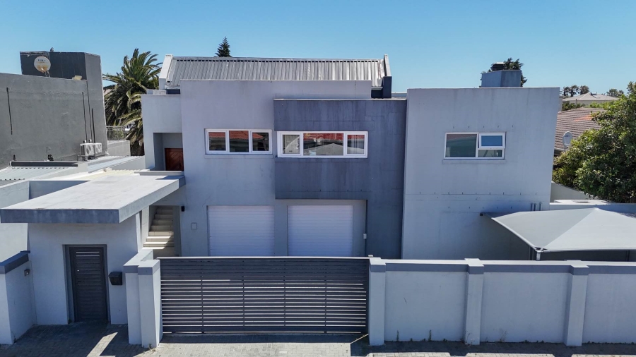4 Bedroom Property for Sale in Sunset Beach Western Cape